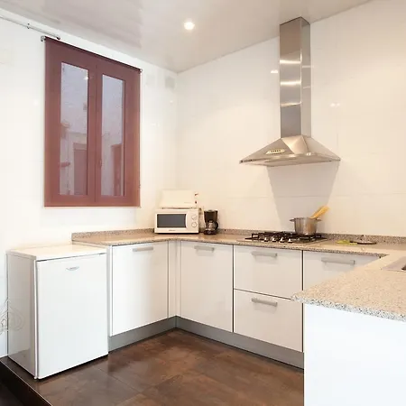 Easysleep Gaudi Terrace Апартаменты Барселона