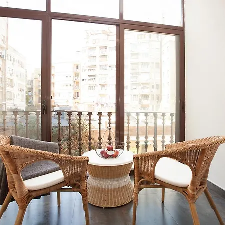 Easysleep Gaudi Terrace * Barcelona